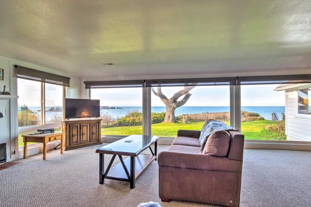 Cliffside Lighthouse Beach Home With Ocean View Coos Bay Exteriör bild